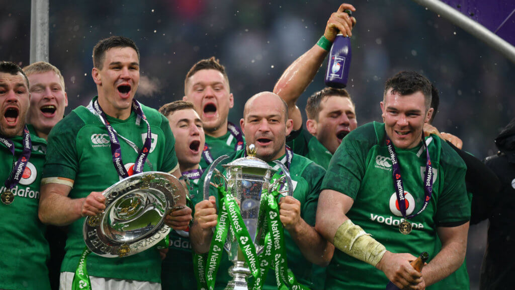Best to lead Ireland in World Cup after signing extension