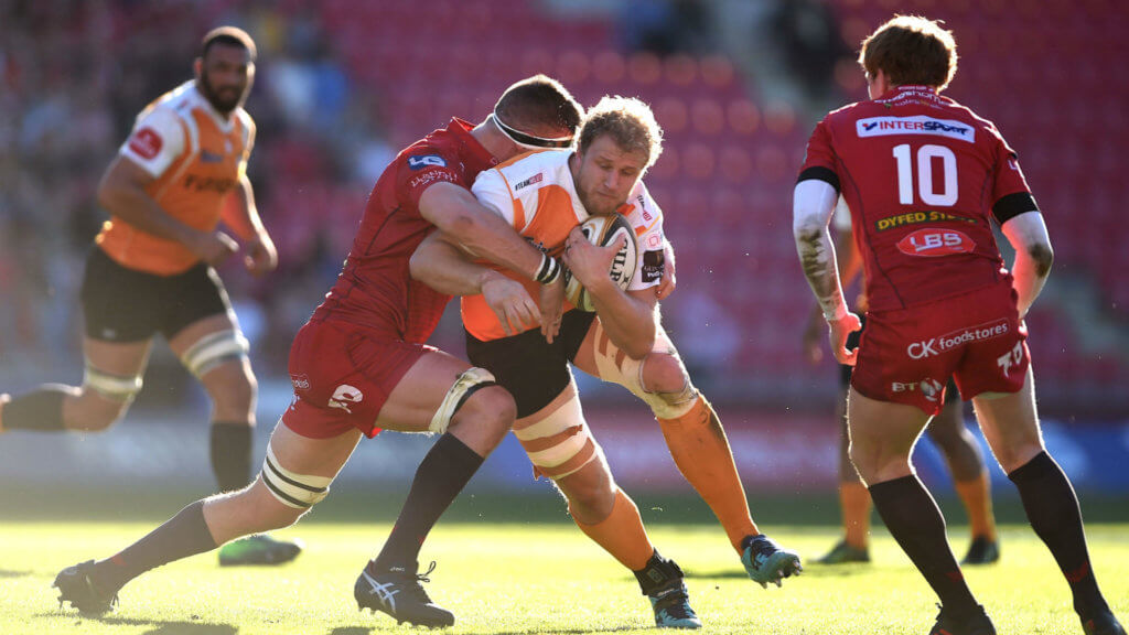 Scarlets and Munster secure Pro14 semi-finals