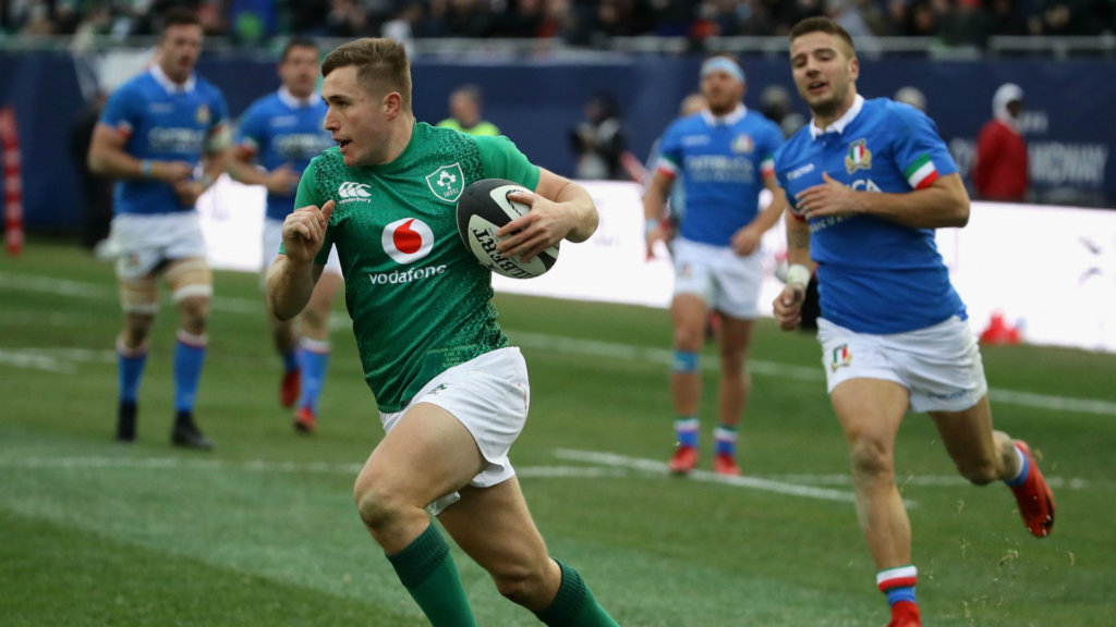Larmour sparkles as Ireland thrash Italy
