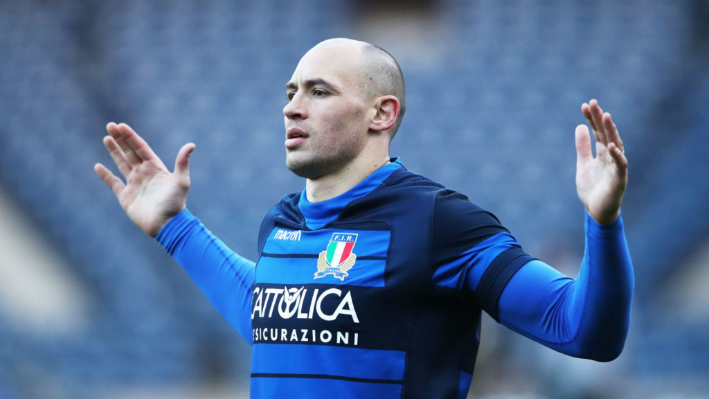 Italy captain Parisse returns for England clash