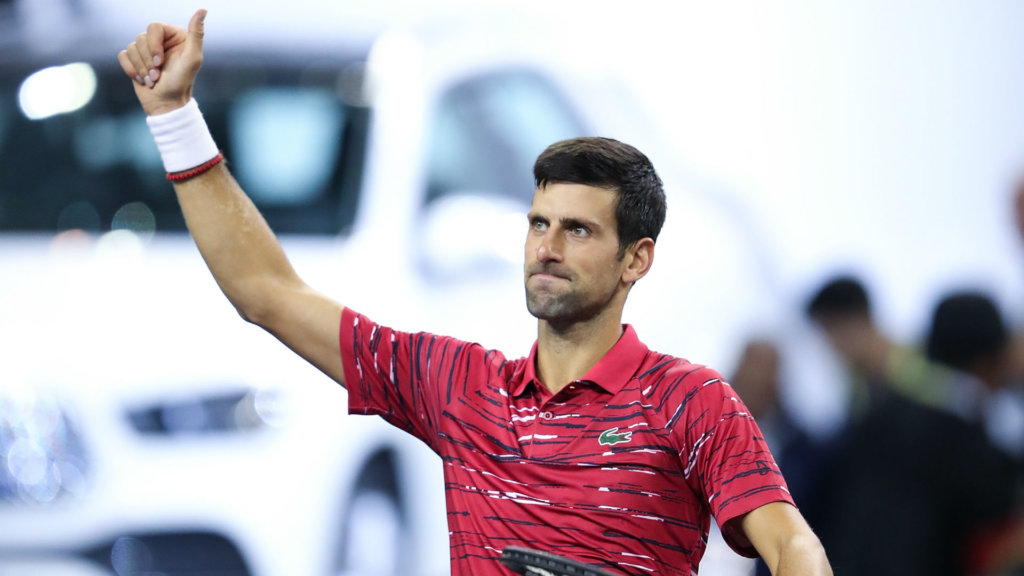 Dominant Djokovic dispatches Isner as Shanghai title defence rolls on