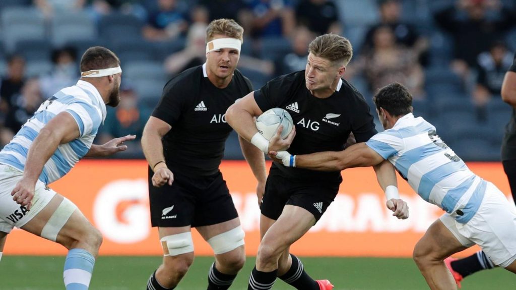 Cry baby All Blacks should beat new-look Pumas pups