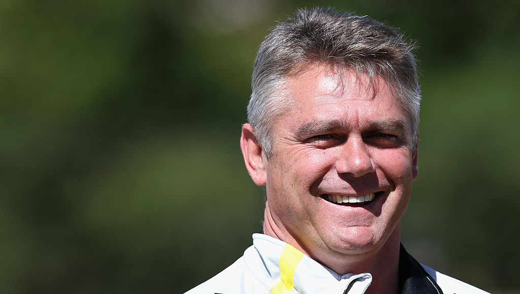 Make Heyneke Meyer the Lions Vodacom URC coach