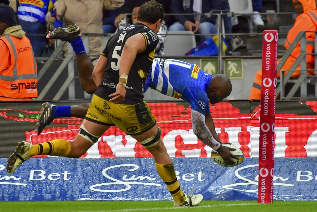 Seabelo Senatla warms the heart on a cold winter’s night in Cape Town