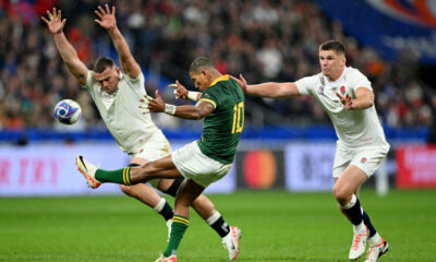 Manie Libbok for the Springboks v England in the 2023 RWC semi-final (Photo by Shaun Botterill/Getty Images)