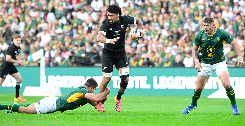 Ardie Savea of New Zealand with the ball during the Castle Double Malt Greatest Rivalry Tour match between South Africa and New Zealand at 10bet Ellis Park on August 22, 2026 in Johannesburg, South Africa. (Photo by Sydney Seshibedi/Gallo Images/Getty Images)