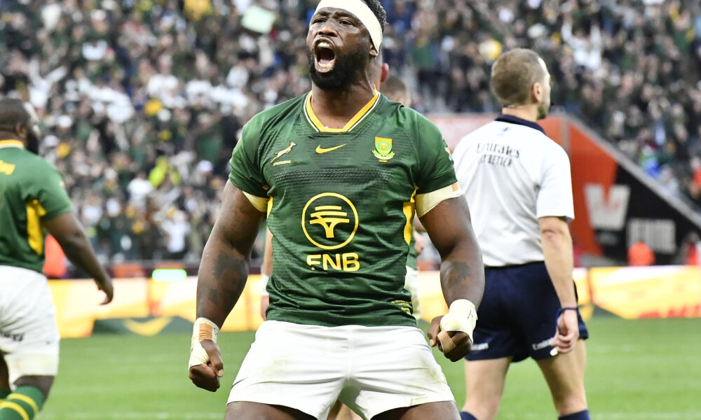 Siya Kolisi of South Africa scores a try during the Castle Double Malt Rugby's Greatest Rivalry, 2nd Test match between South Africa and New Zealand at DHL Stadium on August 29, 2026 in Cape Town, South Africa. (Photo by Ashley Vlotman/Gallo Images)
