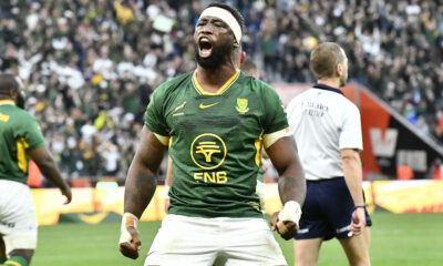Siya Kolisi of South Africa scores a try during the Castle Double Malt Rugby's Greatest Rivalry, 2nd Test match between South Africa and New Zealand at DHL Stadium on August 29, 2026 in Cape Town, South Africa. (Photo by Ashley Vlotman/Gallo Images)