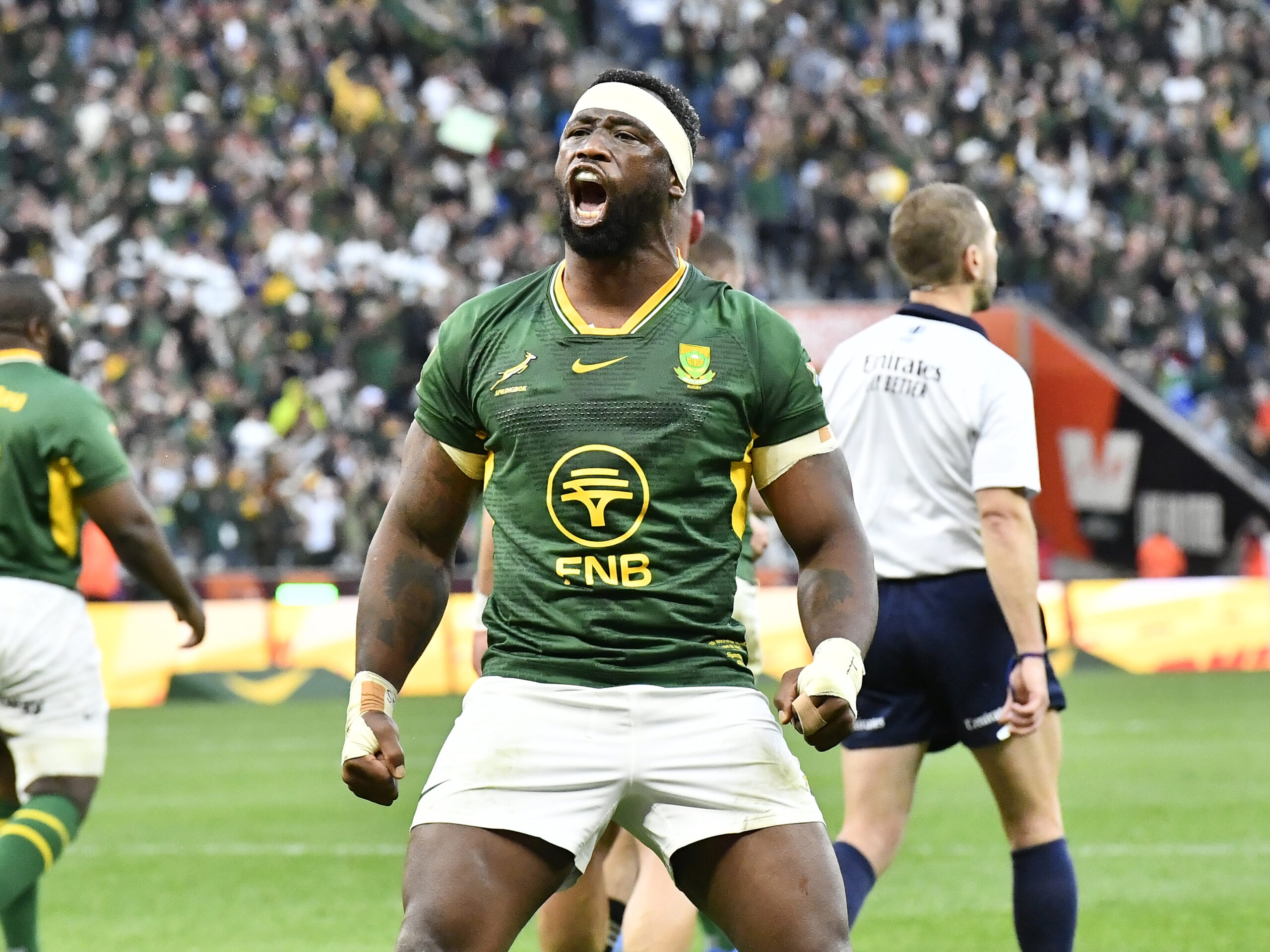 Siya Kolisi of South Africa scores a try during the Castle Double Malt Rugby's Greatest Rivalry, 2nd Test match between South Africa and New Zealand at DHL Stadium on August 29, 2026 in Cape Town, South Africa. (Photo by Ashley Vlotman/Gallo Images)