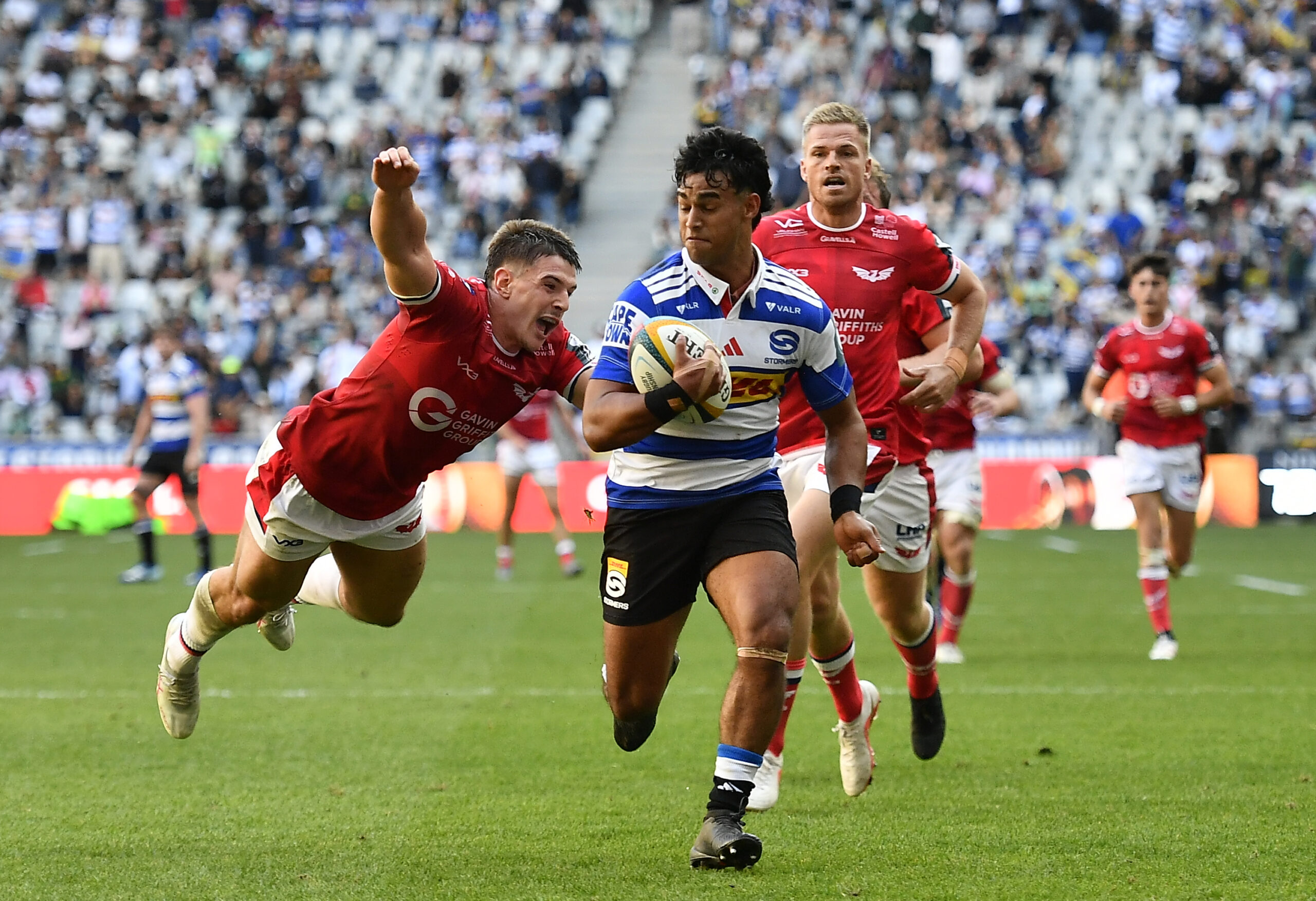 Yaqeen Ahmed of the Stormers scores a try during the United Rugby Championship match between DHL Stormers and Llanelli Scarlets at DHL Stadium on October 24, 2026 in Cape Town, South Africa. (Photo by Ashley Vlotman/Gallo Images)